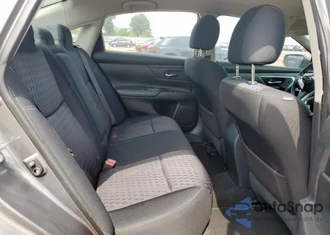 2016 Nissan Altima 2.5 z USA, uszkodzony, nr VIN 1N4AL3AP4GN306355